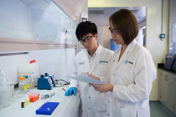 Sữa pha sẵn Pediasure hộp 180ml cho trẻ 1-10 tuổi